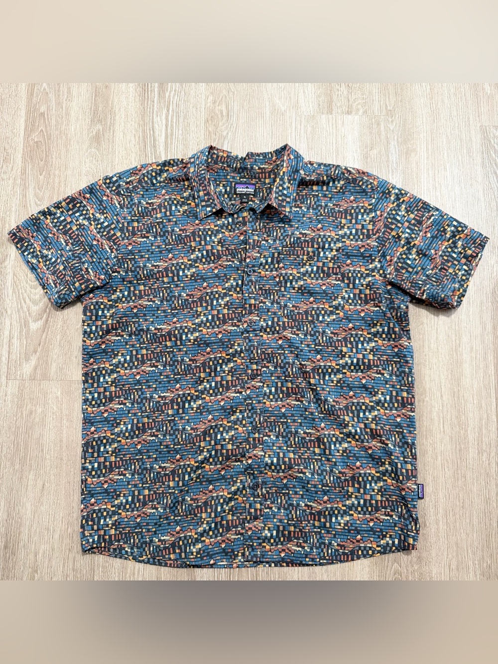 Patagonia Go To Shirt Mens XL Geometric Print Button Up 52691 Organic Cotton